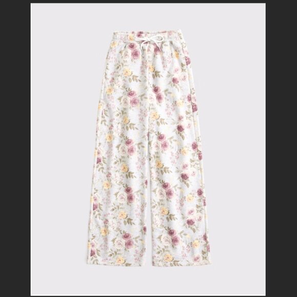 NWT ABERCROMBIE HIGH RISE WIDE LEG GREY SWEATPANTS FLORAL--SMALL--IN PACKAGING - Picture 5 of 7